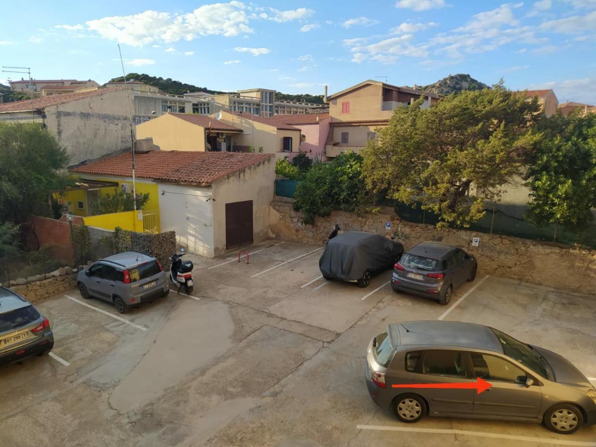 Alfredo And Anna Little House'S Apartment La Maddalena  Exterior foto
